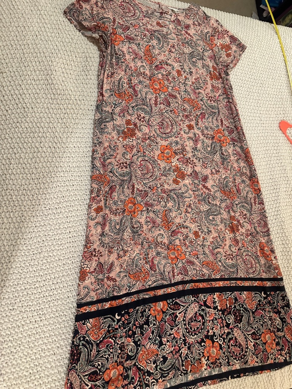 Floral Paisley Short-Sleeve Maxi Dress in Peach and Orange